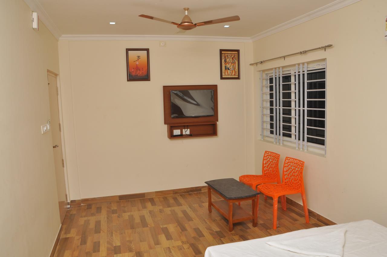 Altis Lodge Ероде Екстериор снимка