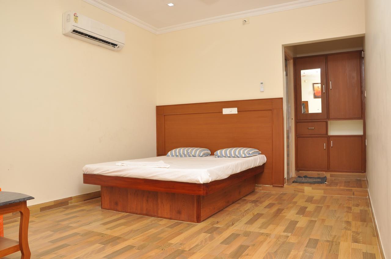 Altis Lodge Ероде Екстериор снимка